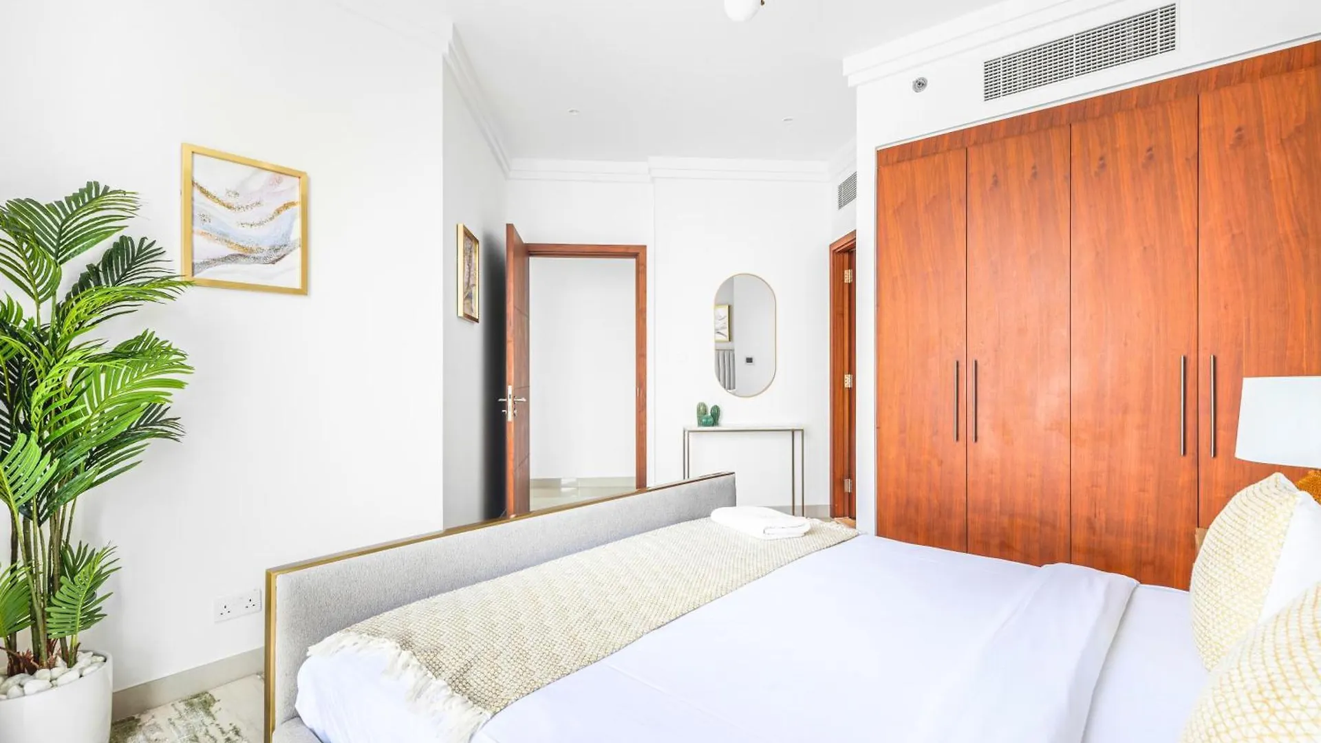 Eden'S Homes & Villas - Boulevard Point Dubai Apartment
